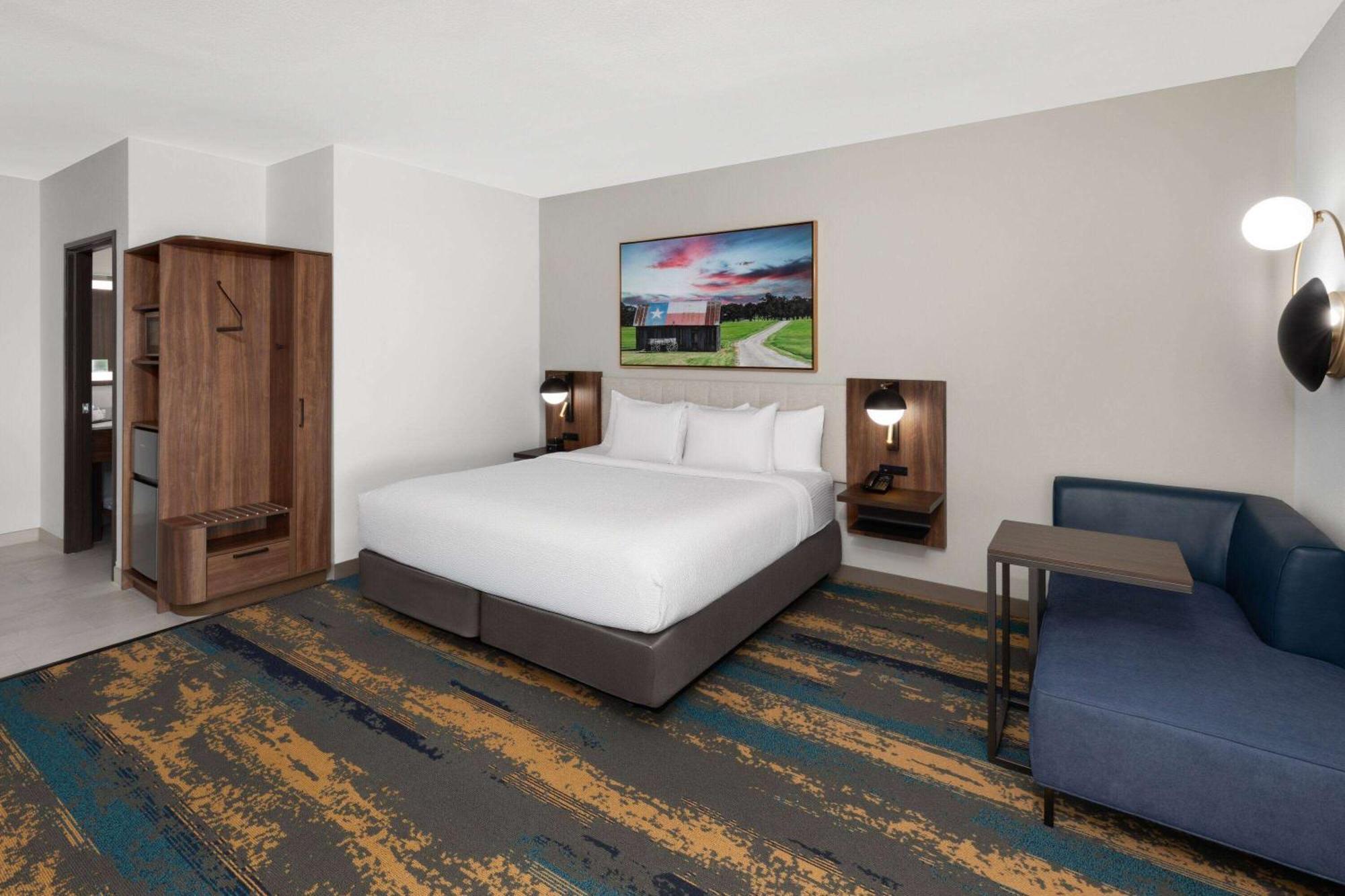 La Quinta Inn & Suites By Wyndham San Antonio At The Rim エクステリア 写真